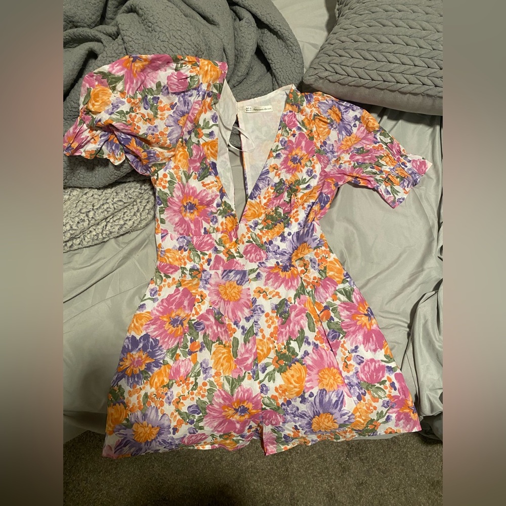 Floral hello molly romper size small never worn